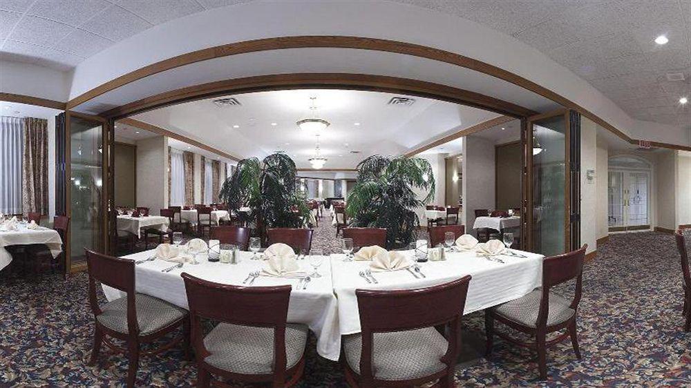 Holiday Inn - Manitowoc Extérieur photo