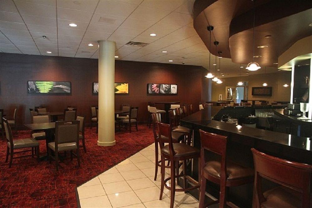 Holiday Inn - Manitowoc Extérieur photo